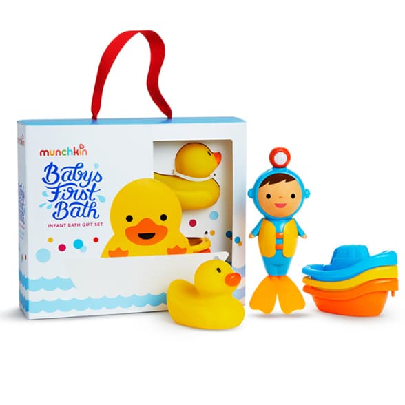 Munchkin Baby's First Bath Gift Set